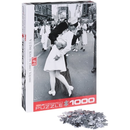 V-J Day Kiss in Times Square by Alfred Eisenstaedt 1000-Piece Puzzle