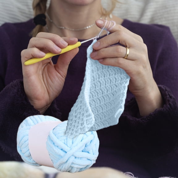 VAJUSO Thick Colored Yarn Ball, Single-Strand Crochet Slippers, Scarf, Blanket, Knitting Yarn Ball, Blue Kitchen & Dining