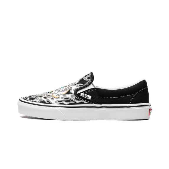 VANS MENS Classic Slip On "Flame Skull" VN0009Q7BMX from Stadium Goods