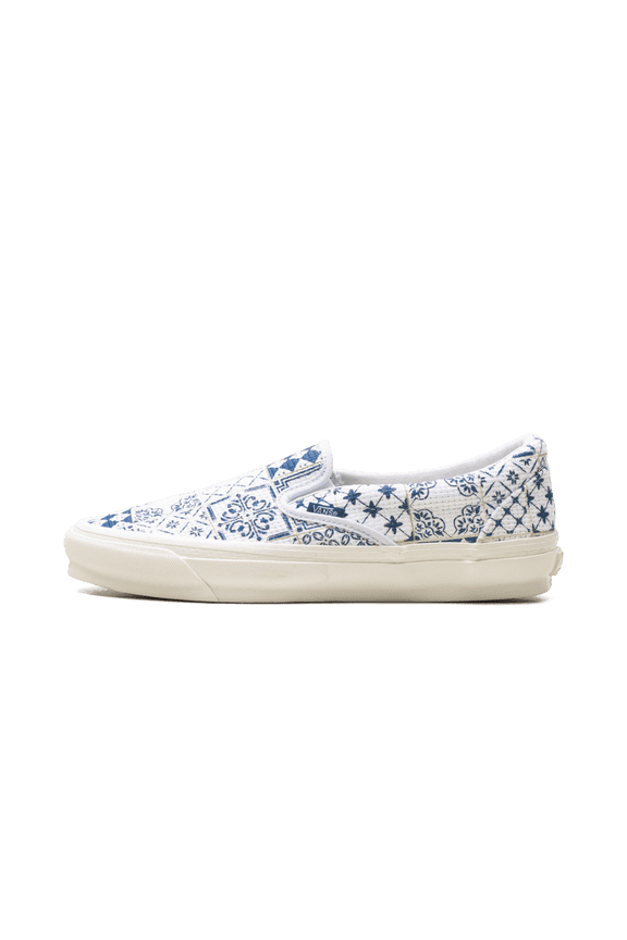 MENS OG Classic Slip-On LX "KITH - Azulejo Tile" VN0A32QNWHT VN0A32QNWHT from Stadium Goods