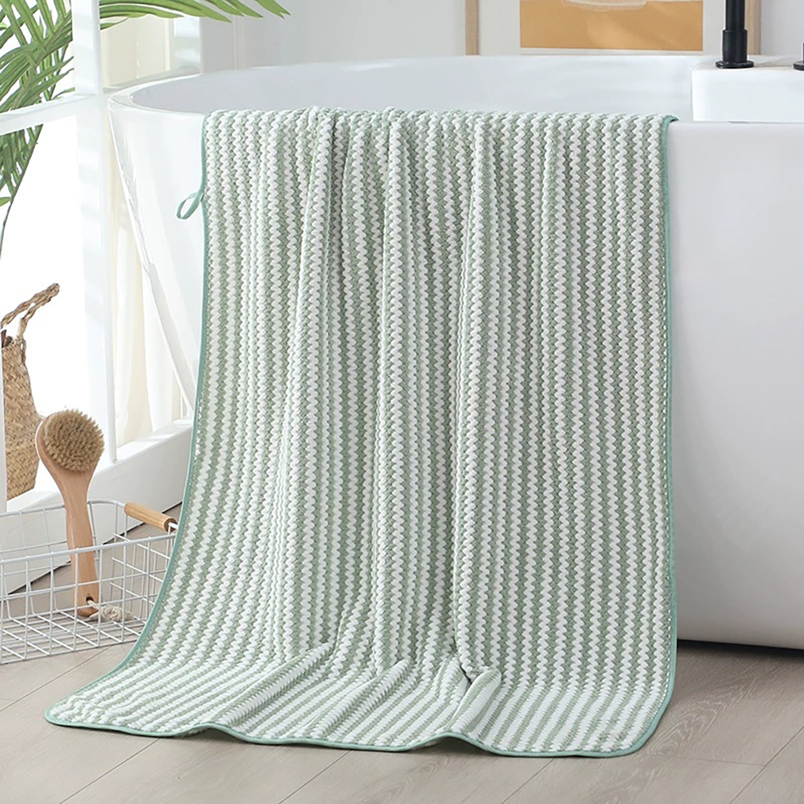 Oversized Beach Towel – 69x37 Inch Quick Dry Turkish Cotton, Sand Resistant, Lightweight For Pool, Travel & Swimming