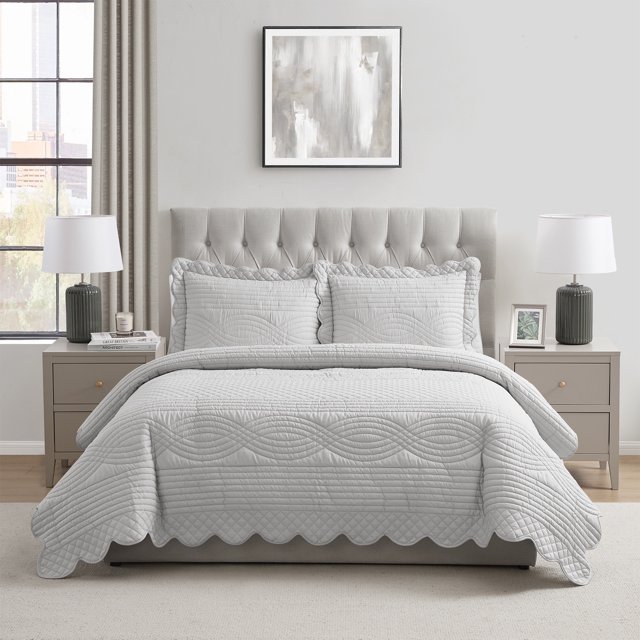 VCNY Home Blue Scallop 2-Piece Adult Microfiber Quilt Set, Twin