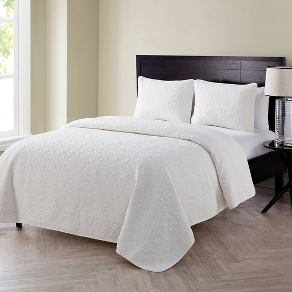 VCNY Home Caroline 3-Piece Embossed Quilt Set, King, Adult, Unisex