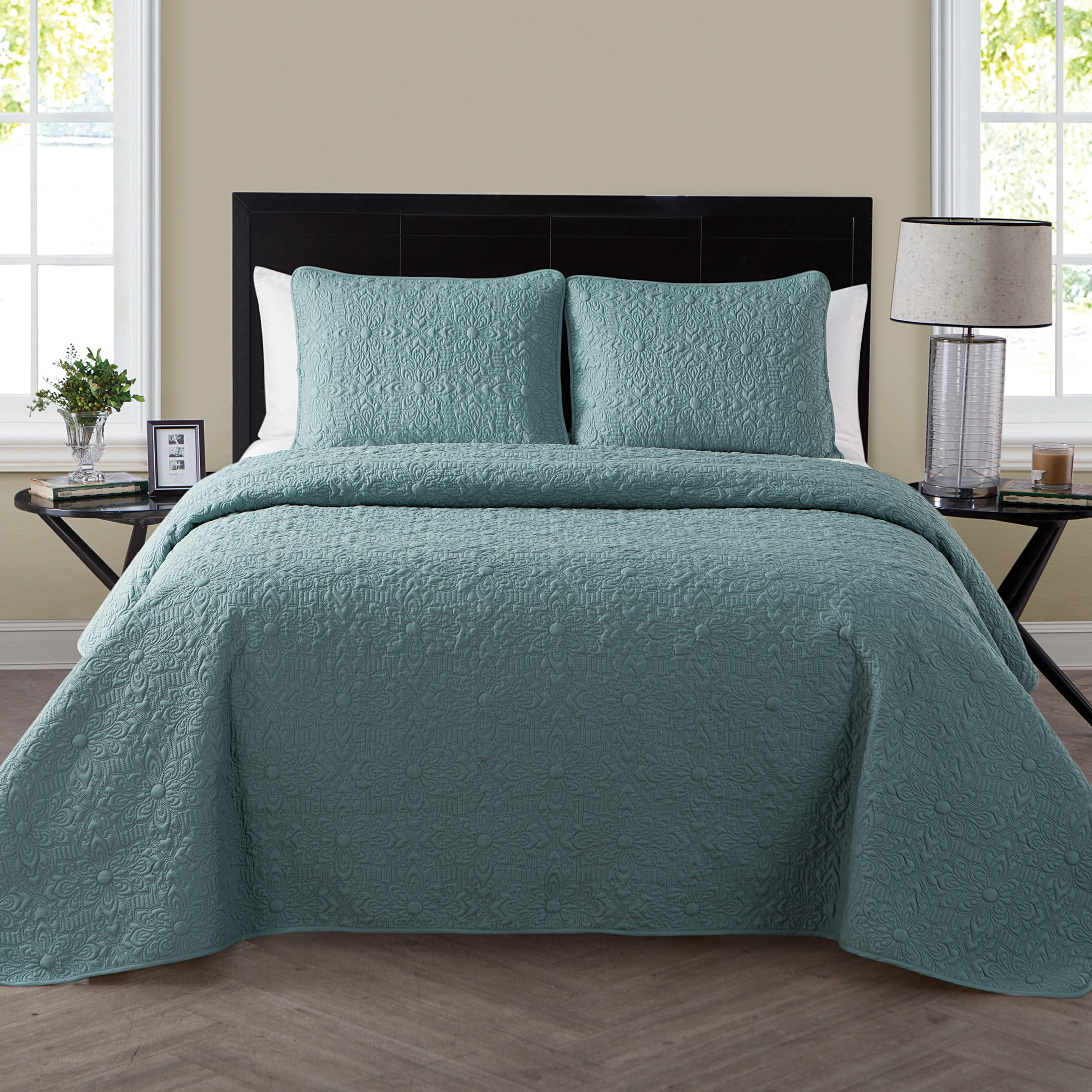 Sage Full Microfiber Embossed Floral Quilt Set