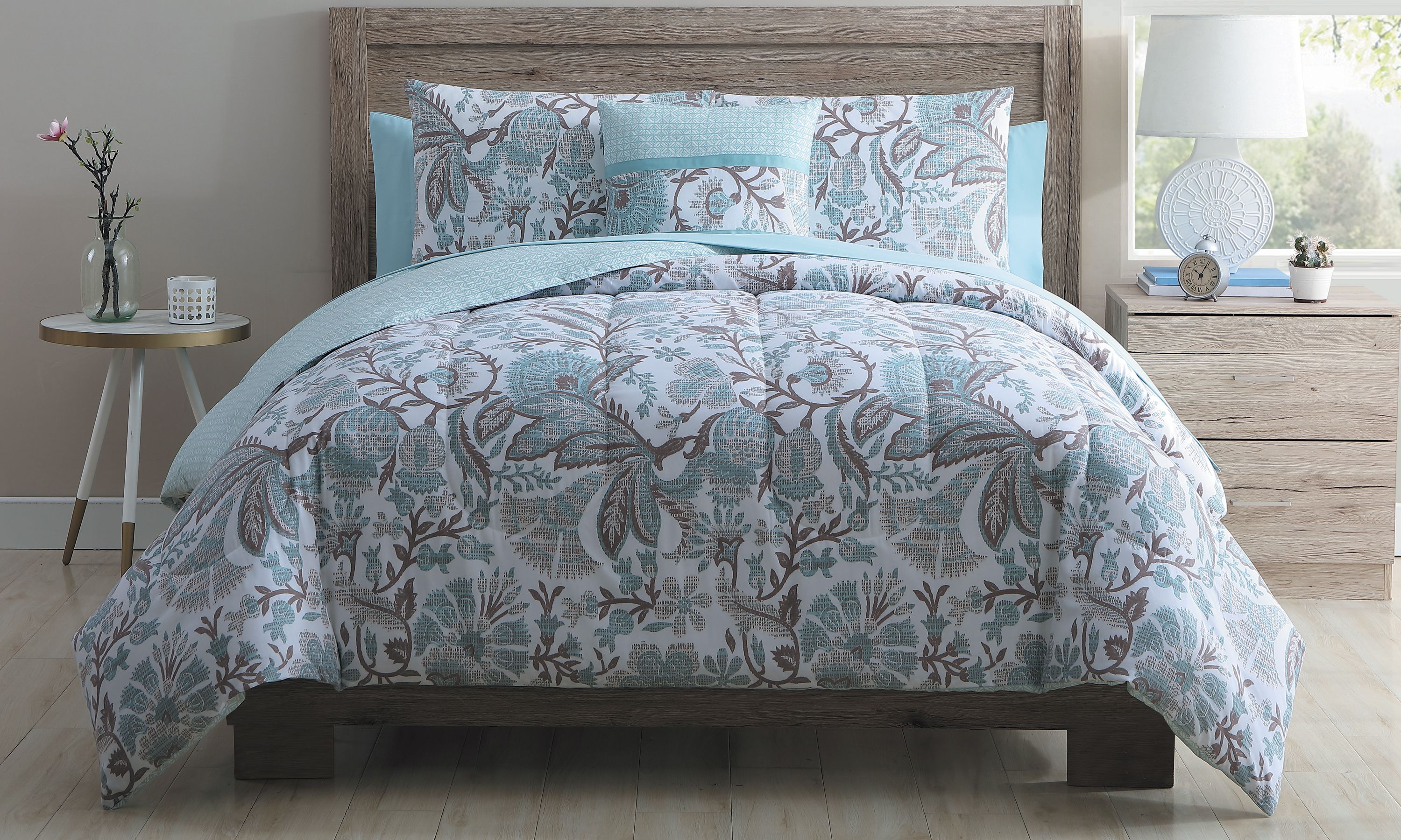 VCNY Home Dena Reversible BedinaBag Comforter Set, Twin/Twin XL