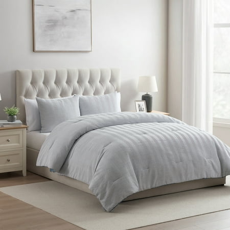 VCNY Home Herringbone 3-Piece Blue Microfiber Comforter Set, Full/Queen