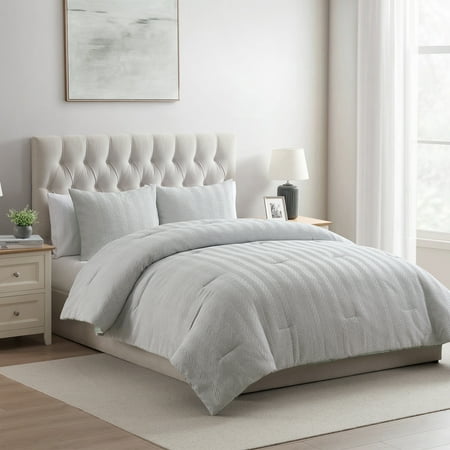 VCNY Home Herringbone 3-Piece Green Microfiber Comforter Set, Full/Queen