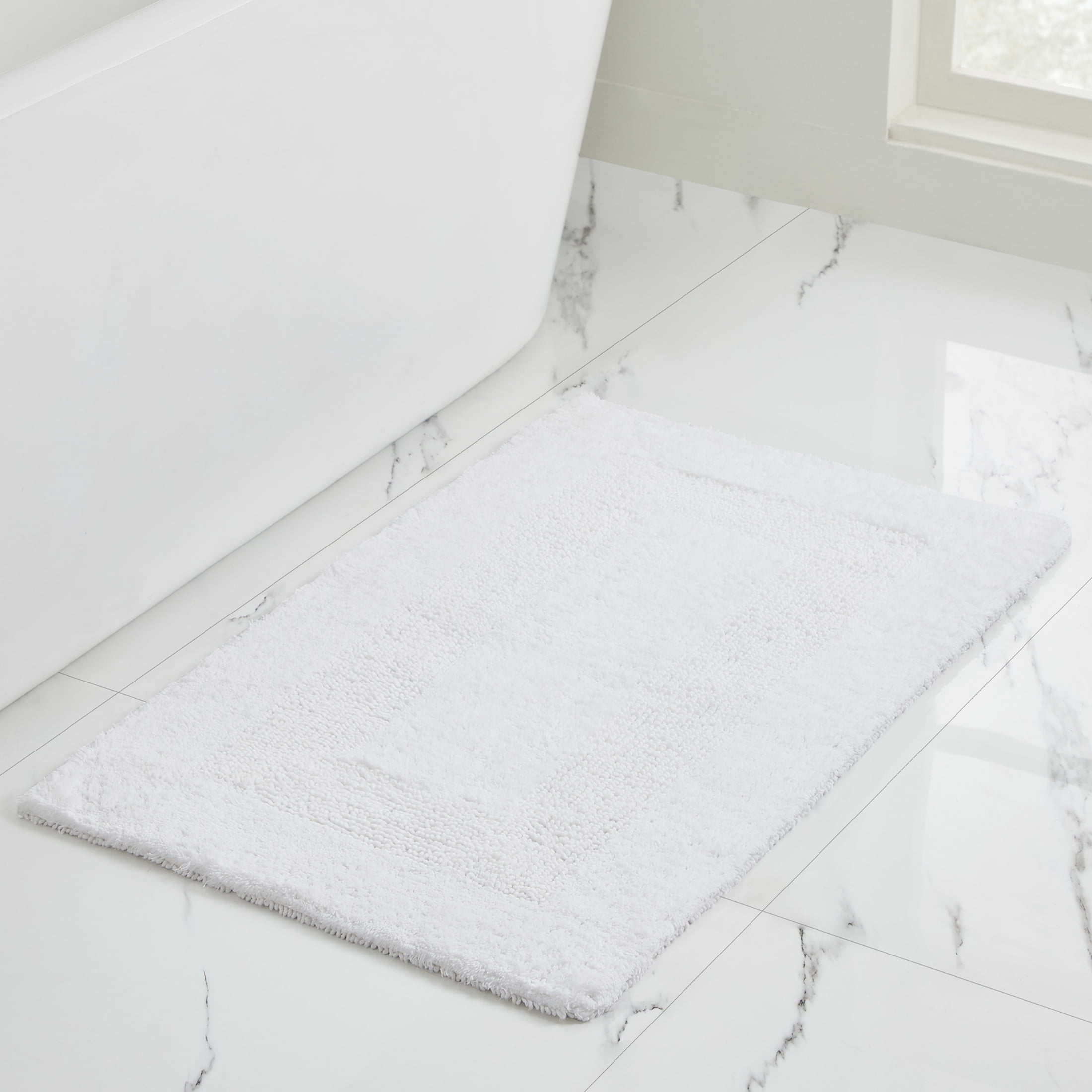 VCNY Home Jessica Solid Bright White Cotton Bath Rug, 20" x 32