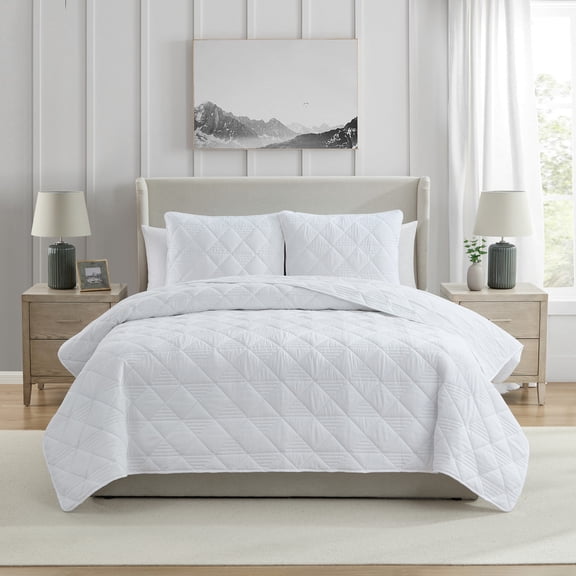 VCNY Home Lucy 3-Piece White Diamond Pinsonic Quilt Set, Full/Queen, Adult, Unisex