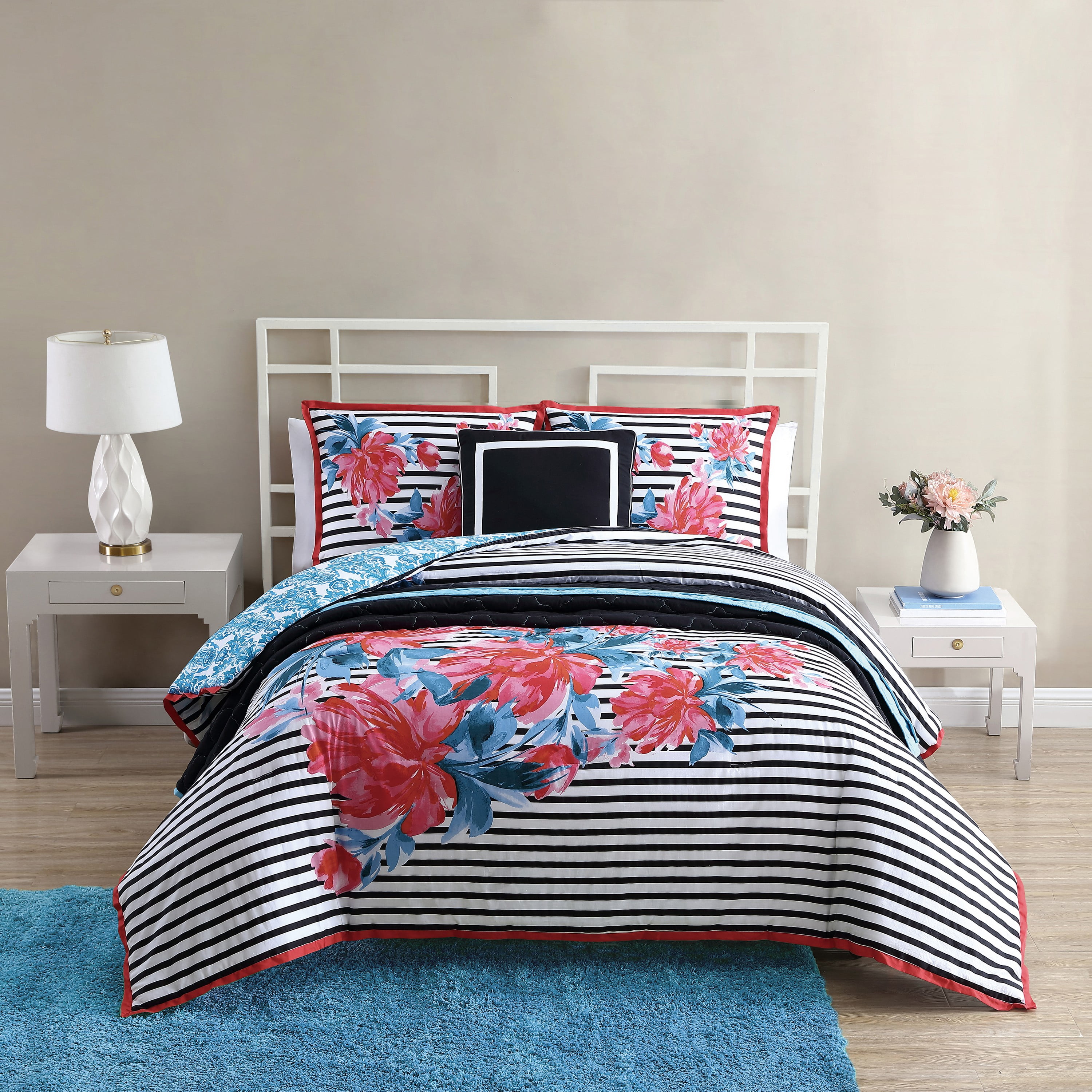Twin Black and White Microfiber Reversible Comforter Set