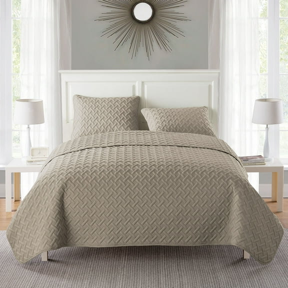 VCNY Home Nina 3-Piece Taupe Geometric Quilt Set, Full/Queen, Adult, Unisex