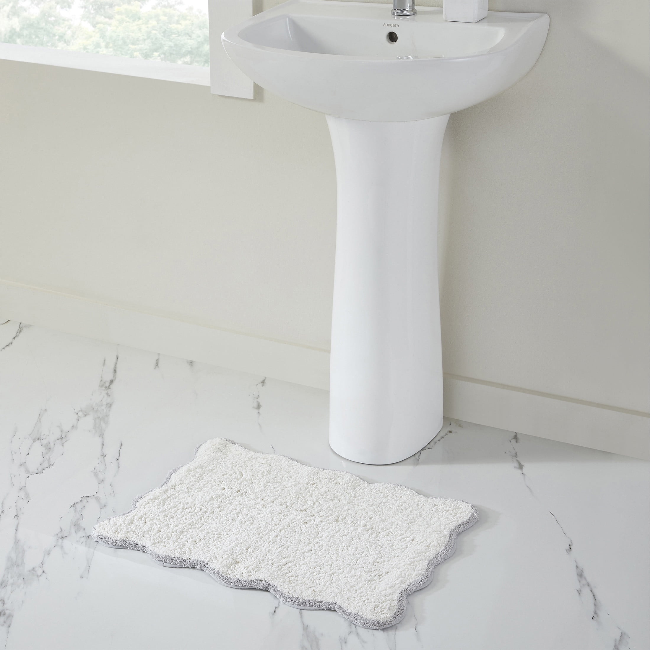 VCNY Home Scallop Light Grey Cotton Bath Rug, 17" x 24"