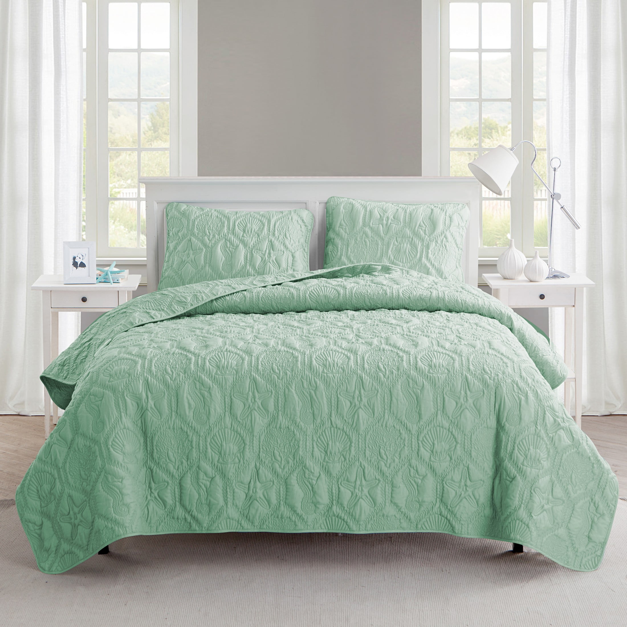 Green King Microfiber Coastal Quilt Set