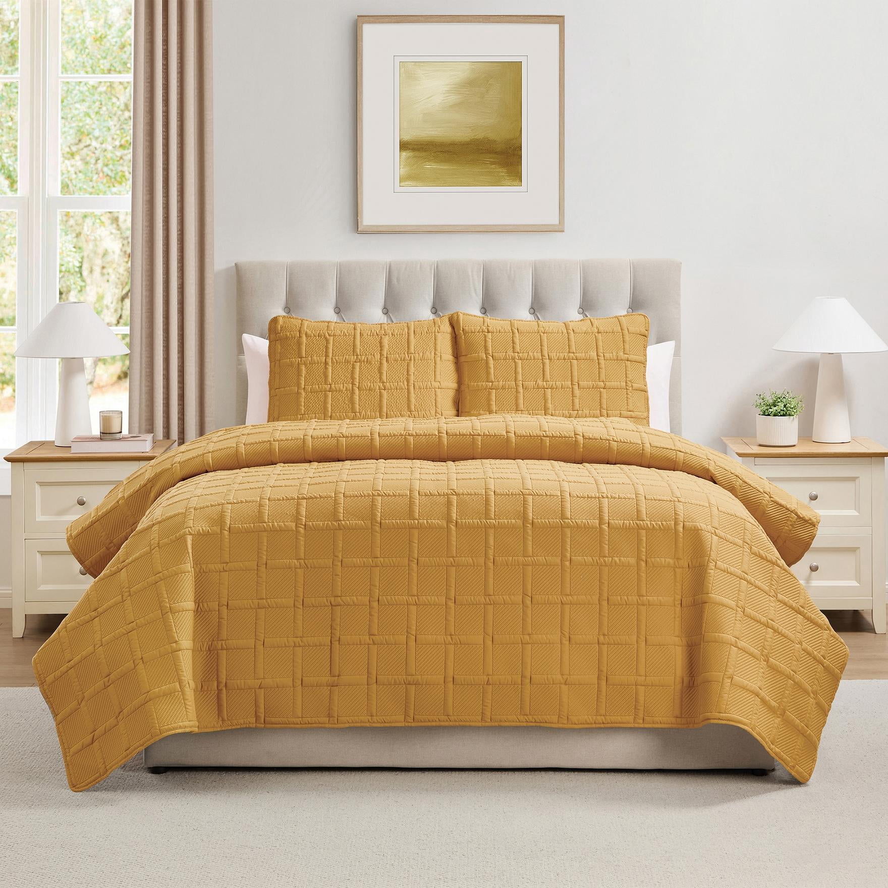 VCNY Home Solid 3-Piece Square Pinsonic Textured Quilt Set