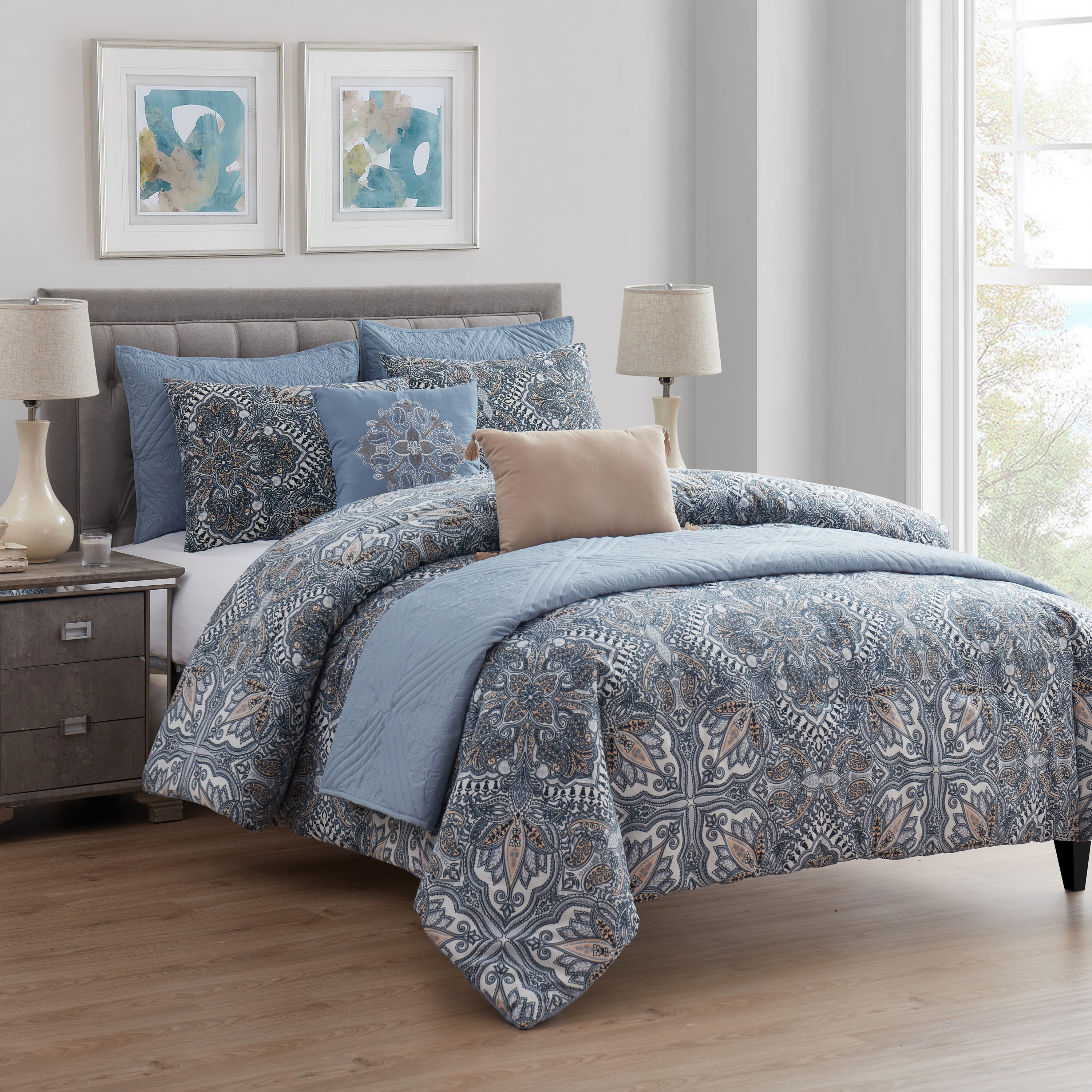 VCNY Home Valore 8-Piece Blue Medallion Coordinating Comforter and Quilt Set, King, Adult, Unisex