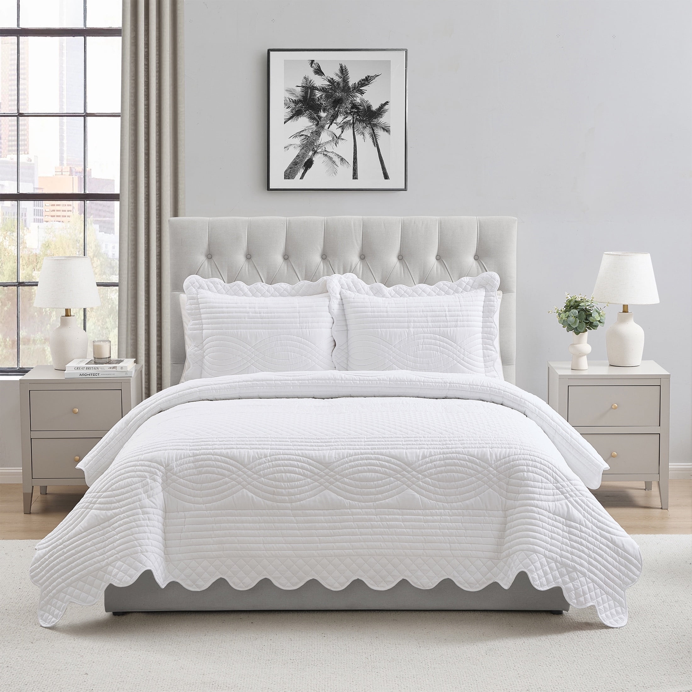 VCNY Home White Scallop 3-Piece Adult Microfiber Quilt Set, Full/Queen