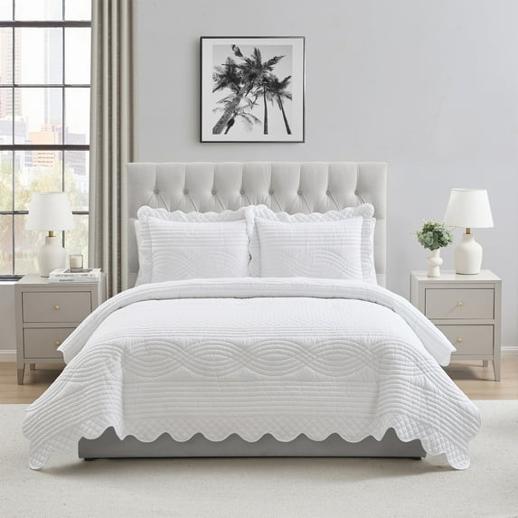 VCNY Home White Scallop 3-Piece Adult Microfiber Quilt Set, King