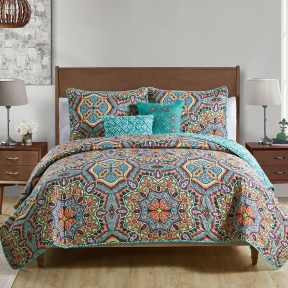 VCNY Home Yara 5-Piece Aqua Medallion Reversible Quilt Set, Full/Queen, Adult, Unisex