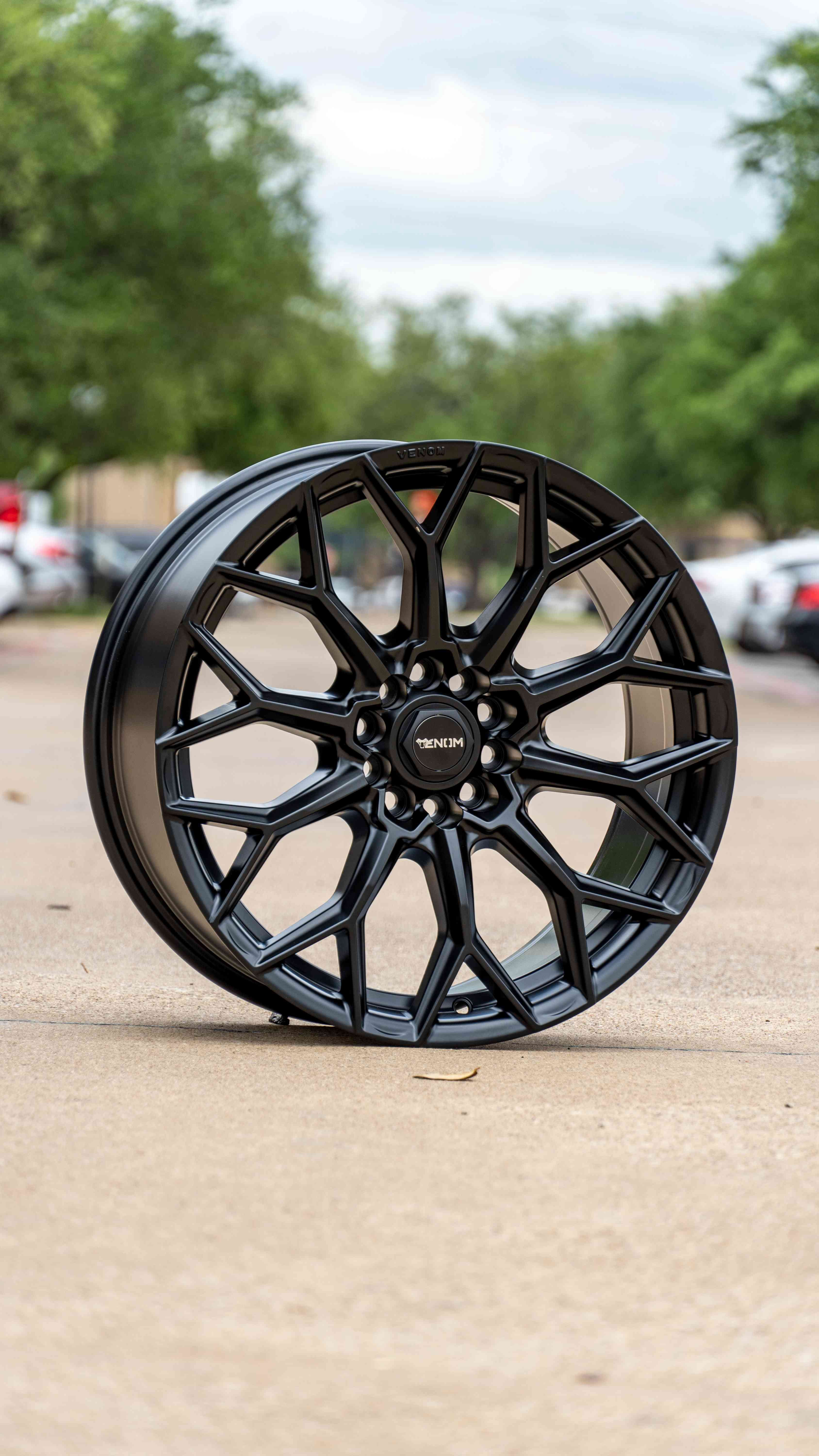 VENOM45 17X8 5X114/120 +35 73.1 Satin Black