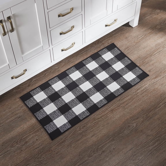 VHC Brands Annie Buffalo Check Black Indoor Rug Rect 17x36, Polyester Area Rug, Accent Rug, Floor Decor, Annie Buffalo Check Collection, Rectangle 17x36, Country Black