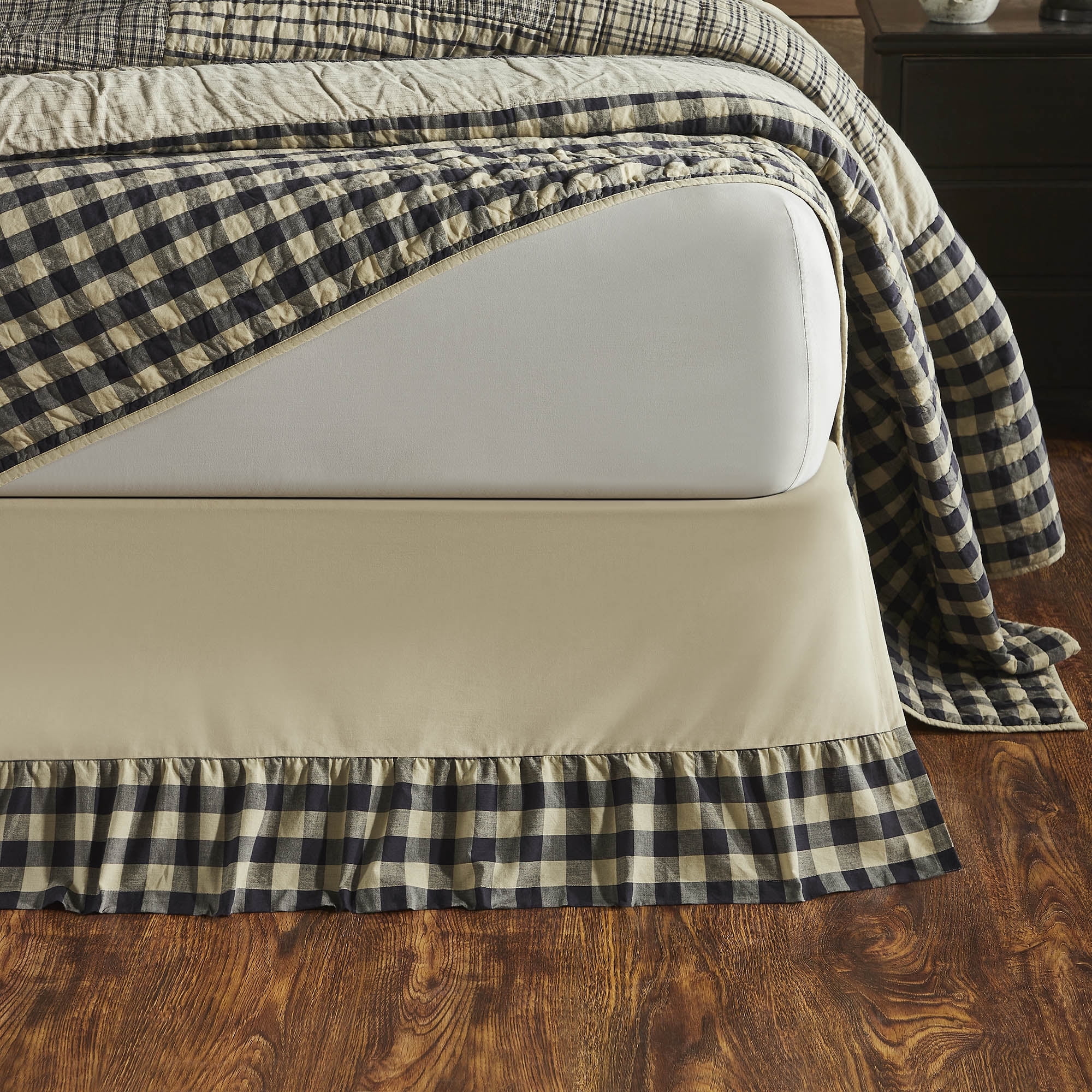VHC Brands My Country Farmhouse Bedding for Bedroom Dust Ruffle Gathered Checkered King Size Bed Skirt, Tan Navy