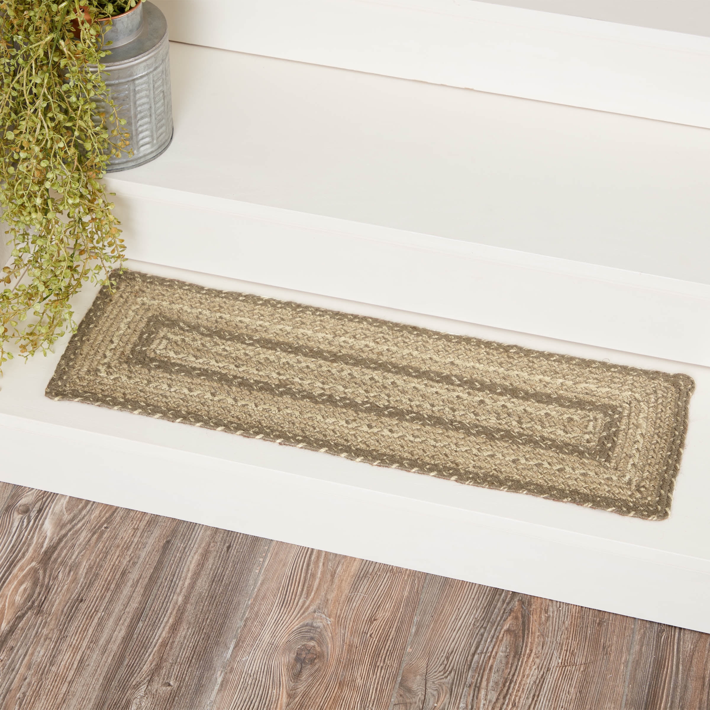 Cobblestone Tan and Gray Jute Rectangle Stair Tread with Latex Backing