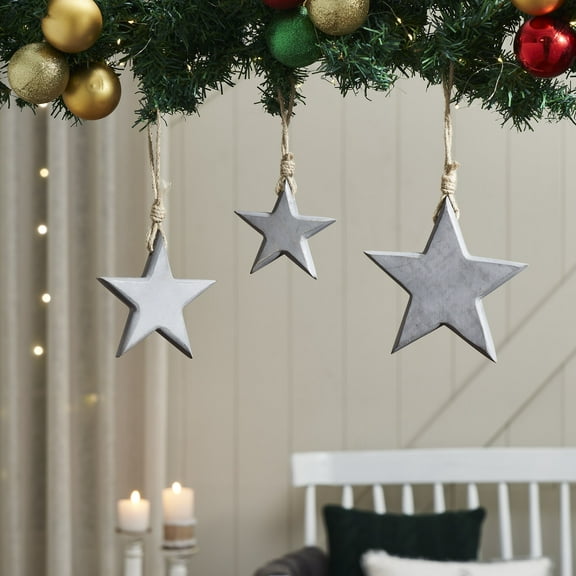 VHC Brands Distressed Grey Wooden Star Ornament Set of 3 - 4/5/6 inch