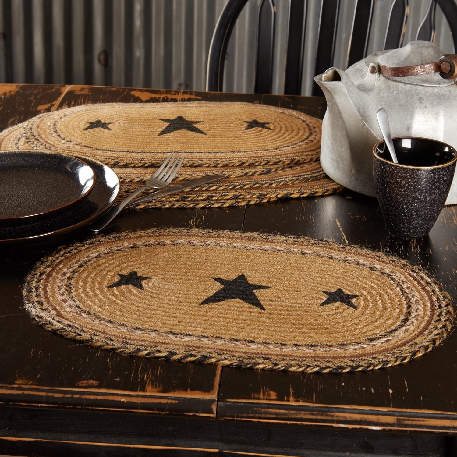 Kettle Grove Jute Blend Oval Placemat Set with Star Accents