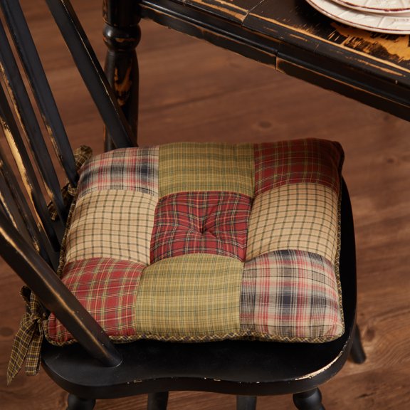 VHC Brands Tea Cabin Chair Pad Patchwork Log Cabin Country Rustic Lodge Design, Moss Green and Deep Red, Set of 4