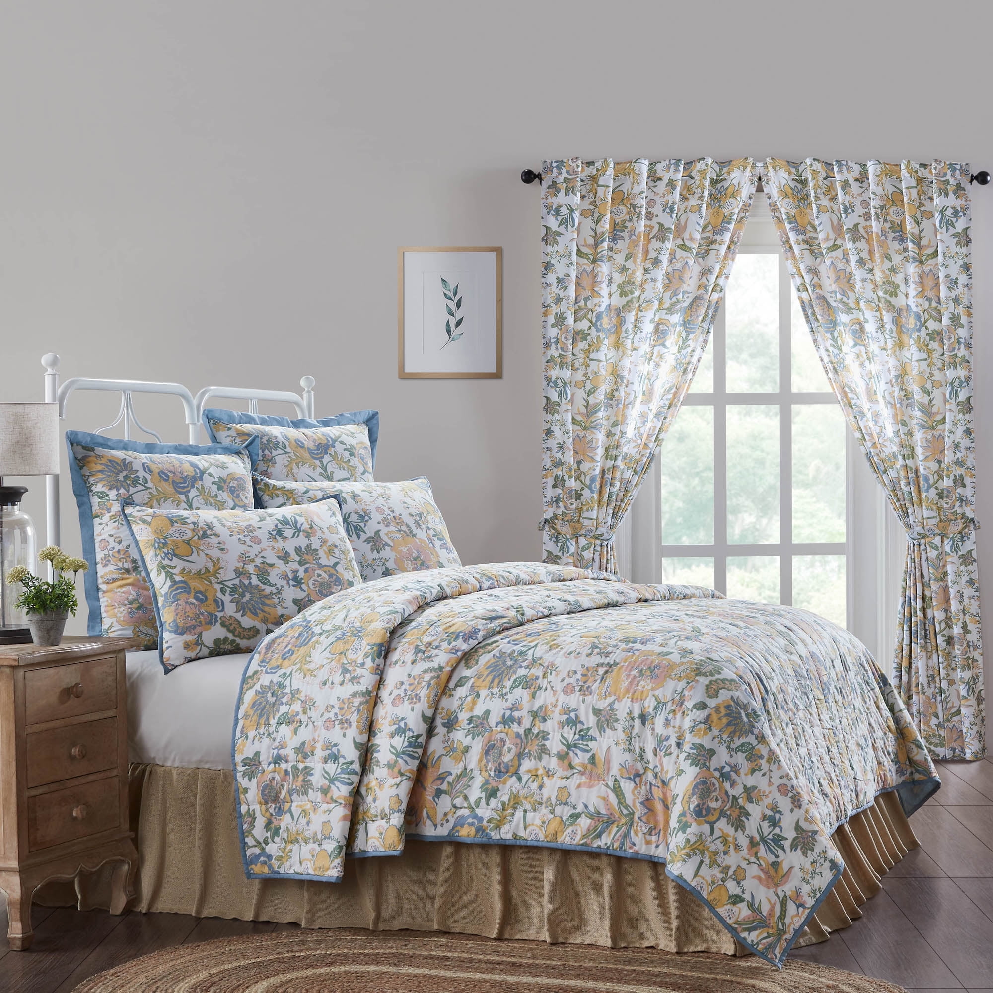VHC Brands Wilder King Size Quilt - Reversible Floral Farmhouse Bedding, Blue & Green 105x95
