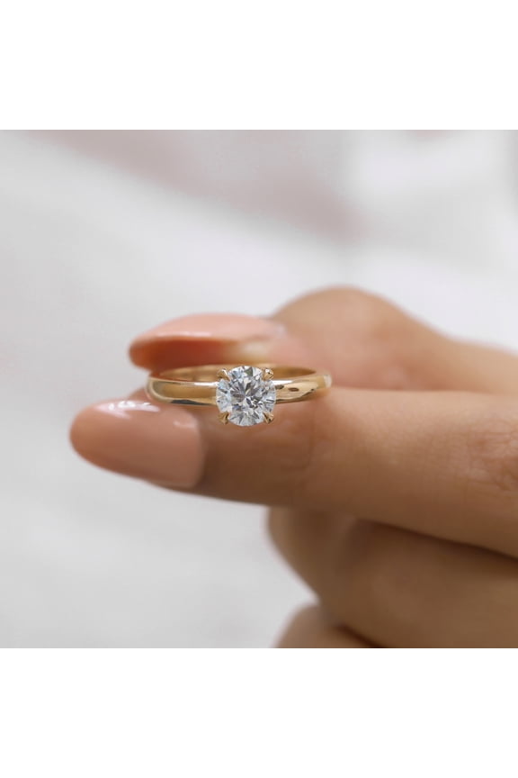 1 Ct Round Moissanite Ring - Solitaire Engagement Ring - Christmas Gift Ring for Women