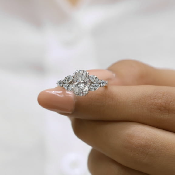 VINSON 2.50 cttw Oval Moissanite Diamond Engagement Ring - Double Claw Prong Setting Oval diamond Wedding Ring