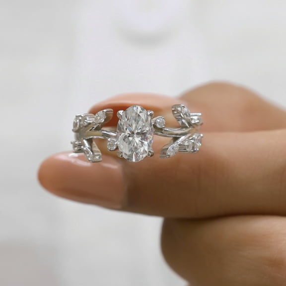 VINSON Nature Inspired Moissanite Diamond Ring - 1.50 Carat Oval Moissanite Diamond Wedding Ring