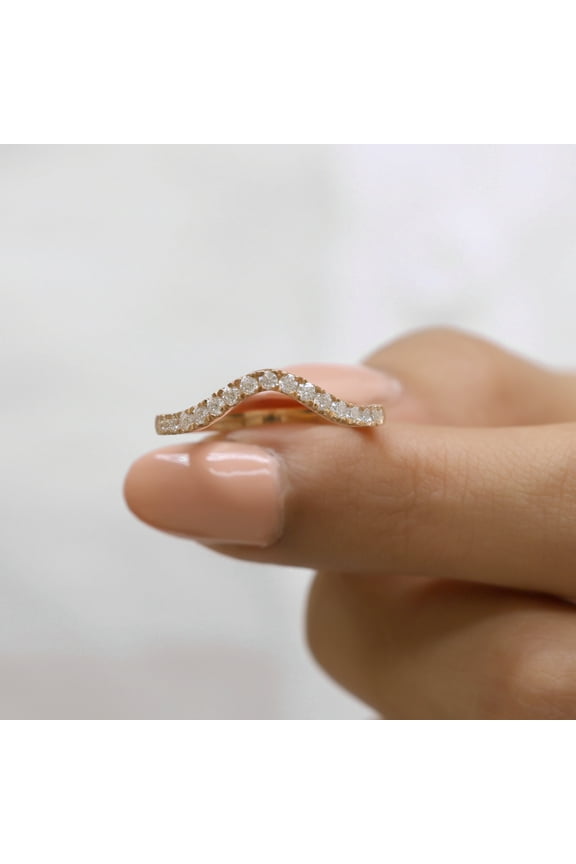 Round Brilliant Cut Moissanite Diamond Curved Wedding Band - Stackable Anniversary Gift Ring for Women