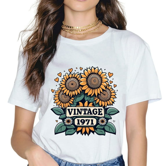 VINTAGE 1971 Sunflower Bouquet Printed white T-Shirt Pullover Short Sleeve.