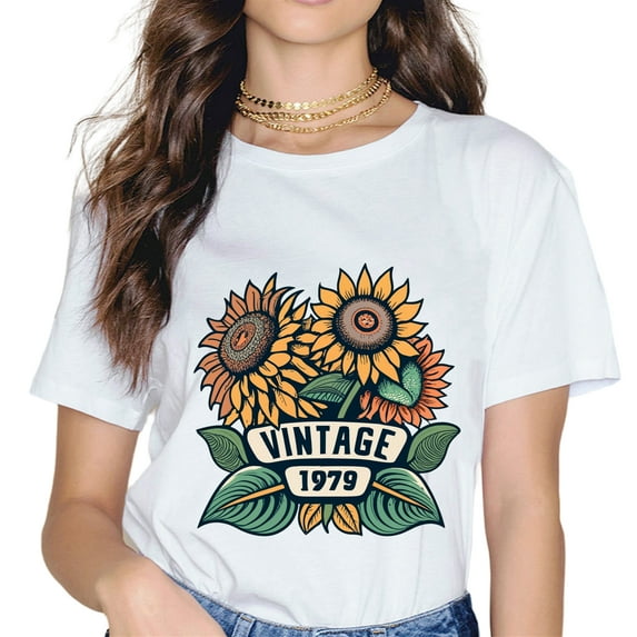 VINTAGE 1979 Sunflower Bouquet Printed white T-Shirt Pullover Short Sleeve.