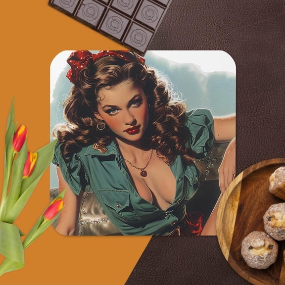 VINTAGE WWII PIN-UP MODELS - Cork-back coaster