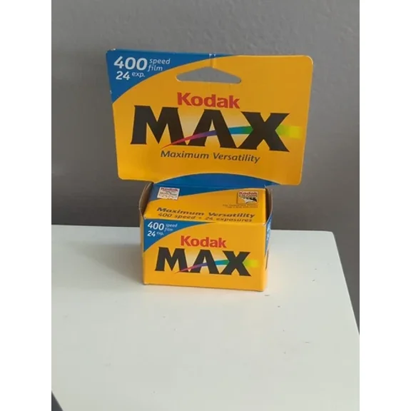 VIVIAN- Kodak Max 400 Speed Film 24 Exp. Expired