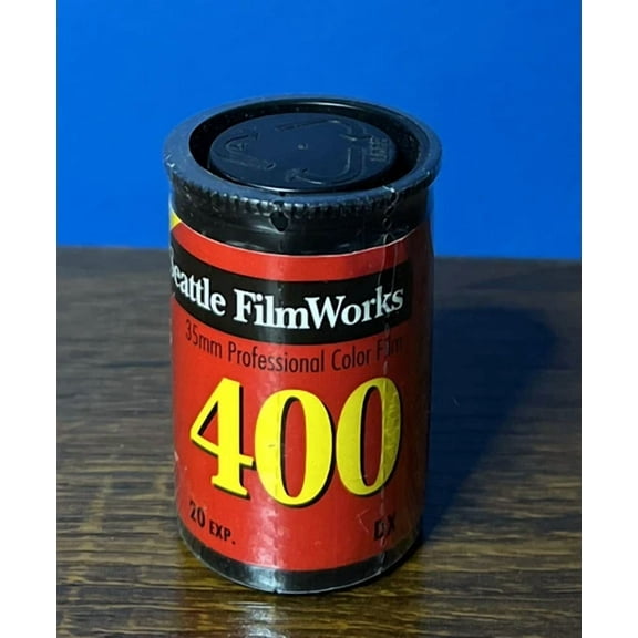 VIVIAN- New - Seattle Filmworks 35Mm 20 Exposures Color 400 Film Roll