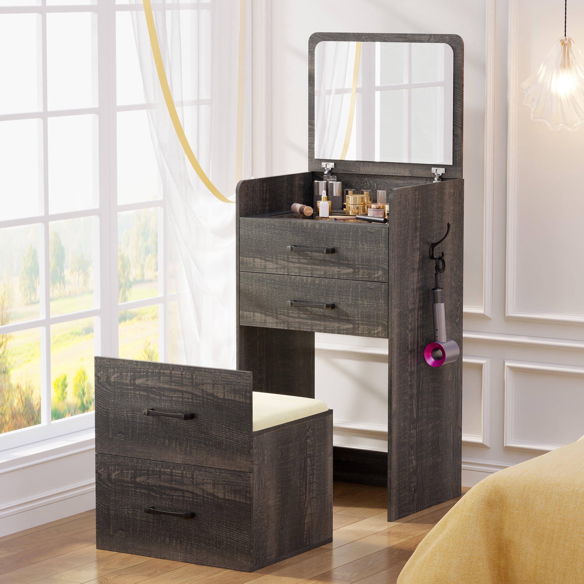 Flip Top Mirror Vanitynull