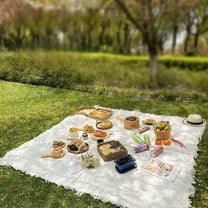 VOTRUDI Extra Large Picnic Blankets Outdoor - Foldable Picnic Blanket Mat for Beach, Camping, and Grass Activities,70x70in,White