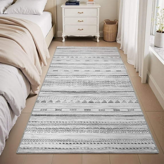 VUNATE 2.6'x8' Runner Rugs for Hallway Machine Washable Runner Boho Moroccan Area Rug Runner Soft Neutral Geometric Bohemian Carpet Distressed Rugs for Bedroom Bedside Laundry Kitchen Rug Black