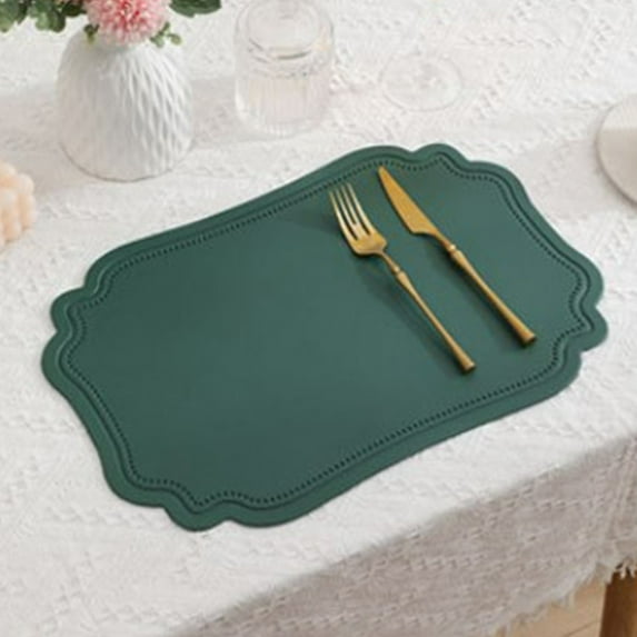 Vacemry Vintage PVC Placemats, Heat Resistant Table Mats for Dining, Oil-Proof Western Style Table Coverings, Scandinavian Design Surface Protectors for Kitchen Use