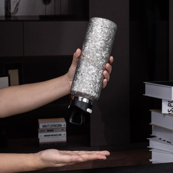 Vacuum Water Bottle Double-Walled Insulated Cup Lightweight and Leak-Proof Travel Outdoor Office School Sport Bottle (600ml blue)