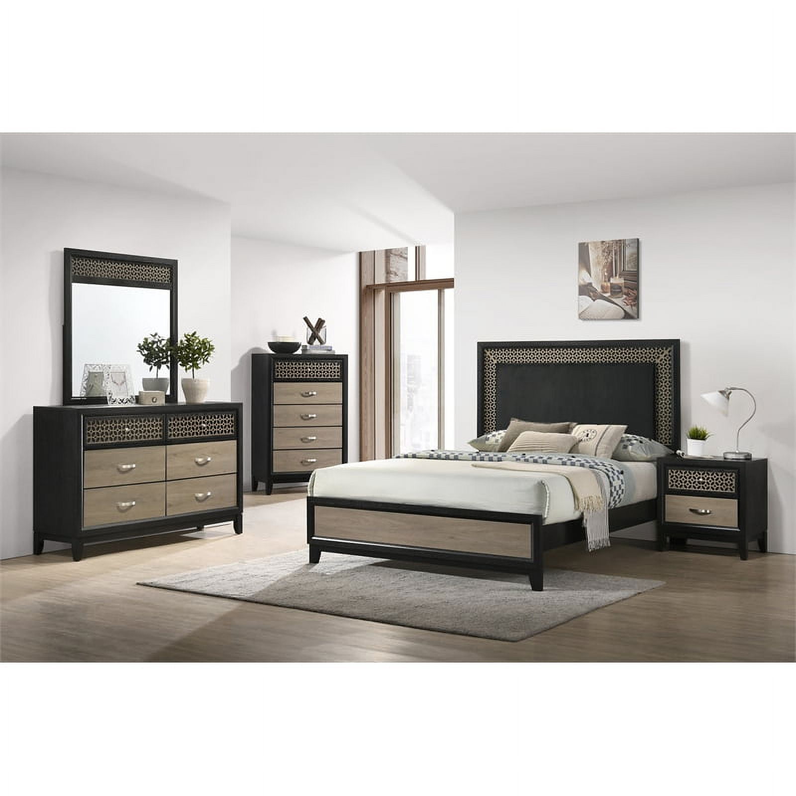 Valencia 4-piece Queen Bedroom Set Light Brown and Black