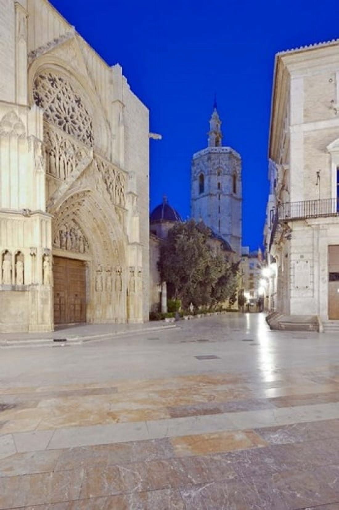 Valencia Cathedral at Dawn Valencia Spain Canvas Art - Rob Tilley DanitaDelimont (24 x 36)