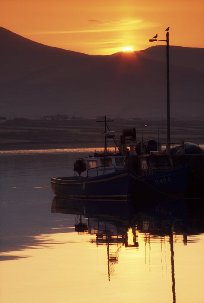 Valentia Island County Kerry Ireland Fishing Boats Canvas Art - Richard Cummins Design Pics (12 x 18)