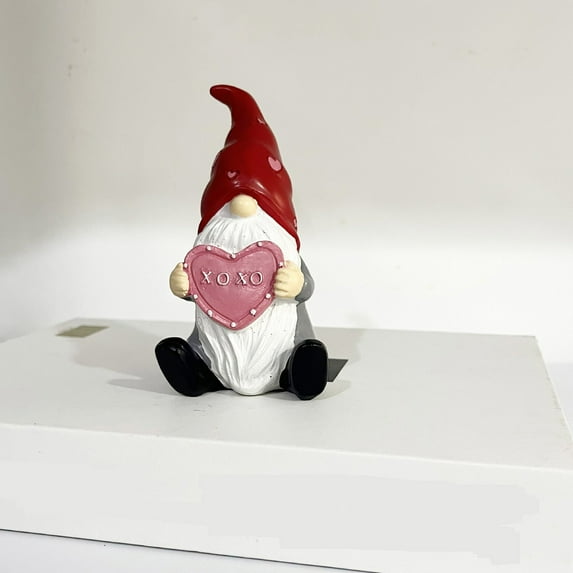 Valentine Day Gnome Decorations for Home, Galentines Day Table Ornament, Valentine's Day Figure Resin Valentines Day Signs(1PCS)
