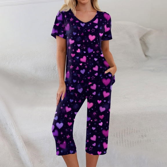 Valentine Day Pajamas Set for Women Heart Print Nightwear Short Sleeve and Capri Trousers Sets with Pockets