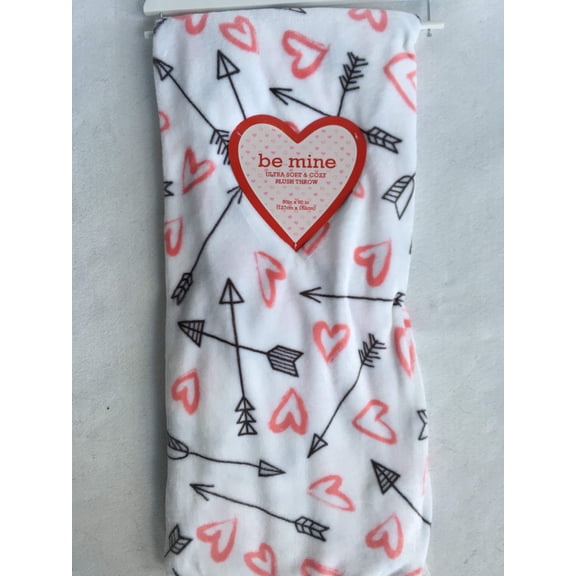 Valentine Hearts and Arrows Blanket Throw